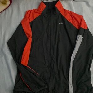 Good condition Nike wind running windbreaker